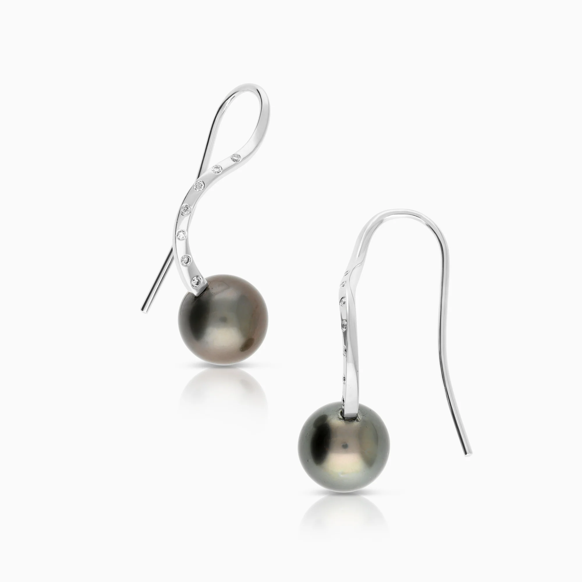 Earrings with Tahiti pearls and diamonds 0.13ct 18K white gold - Image 2