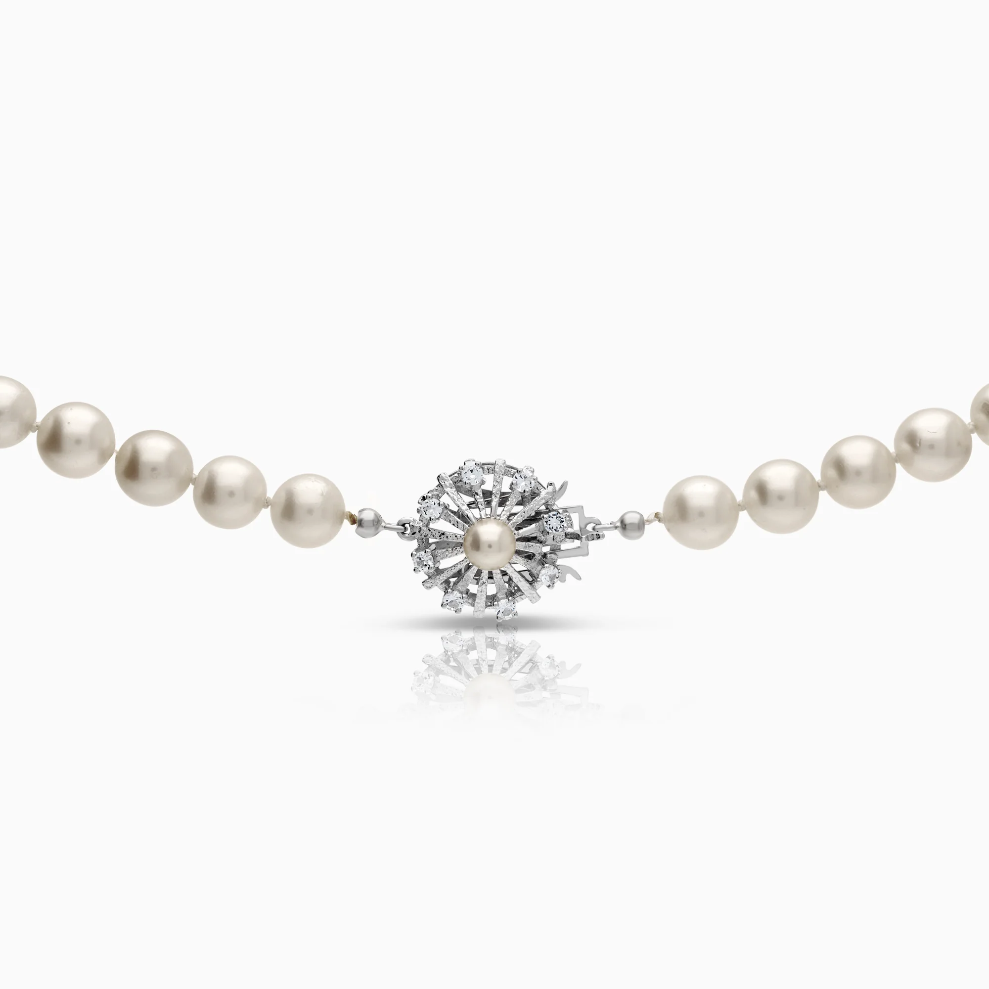 Pearl necklace with clasp 18K white gold - Image 3