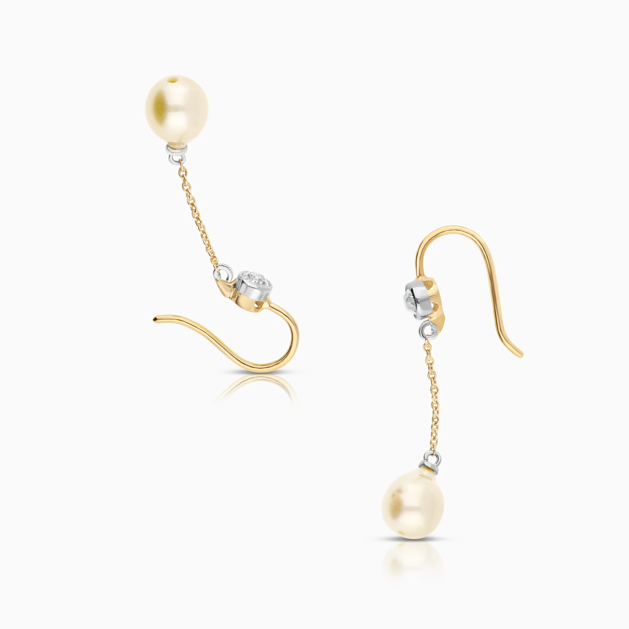 Pearl earrings 1.92g 18K gold - Image 2