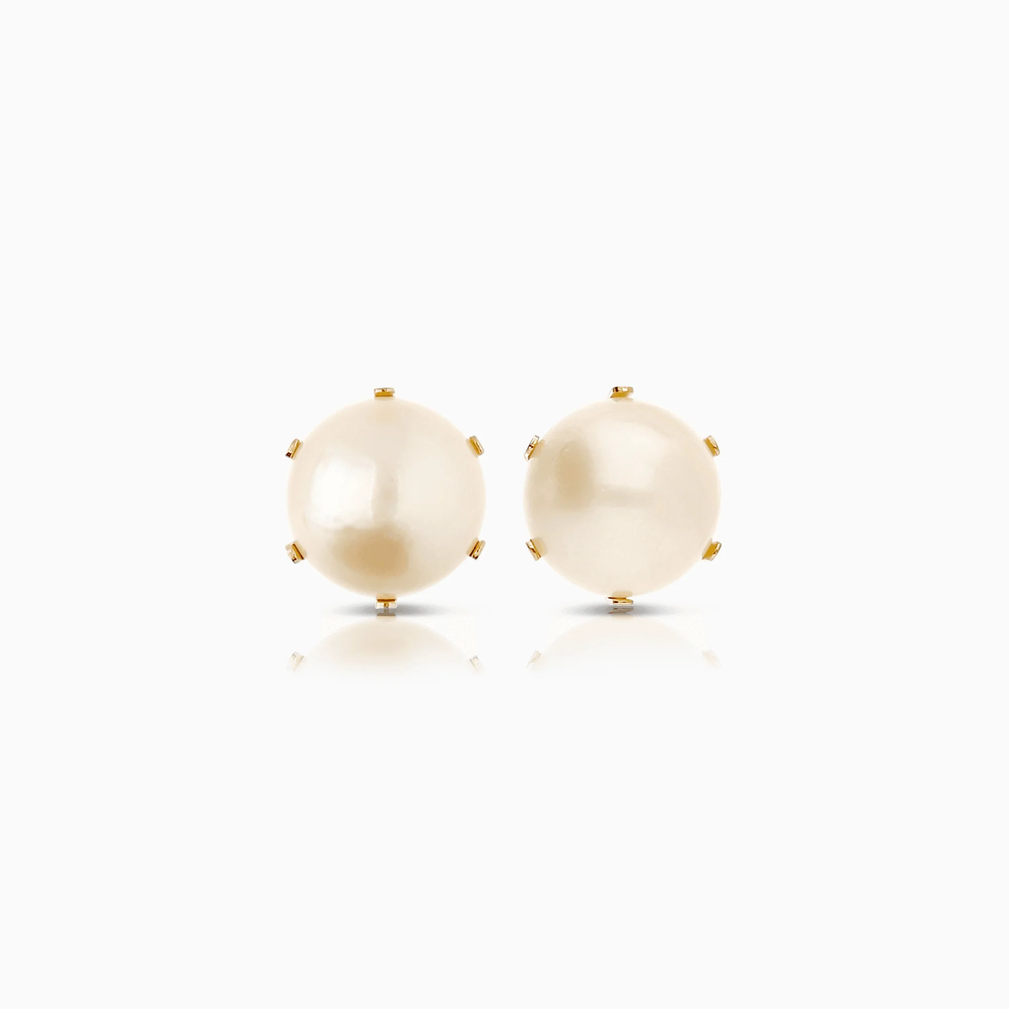 Pearl earrings 1.92g 18K gold