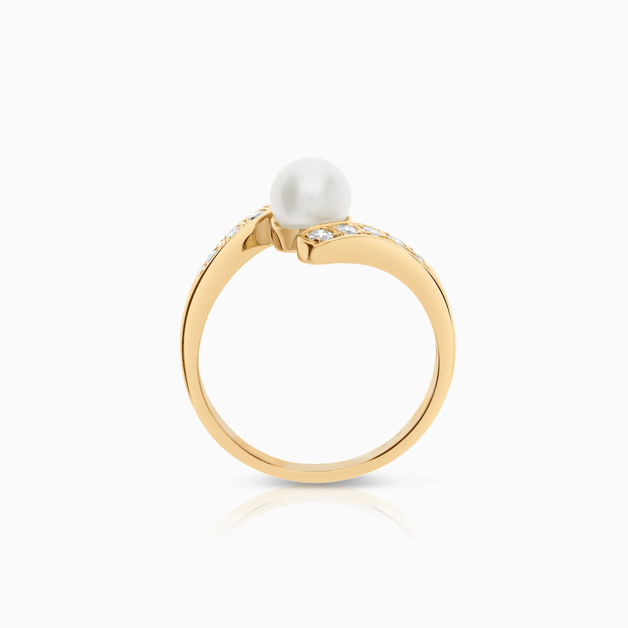 Ring with diamonds and cultured saltwater pearl 0.21ct 14K gold - Image 2