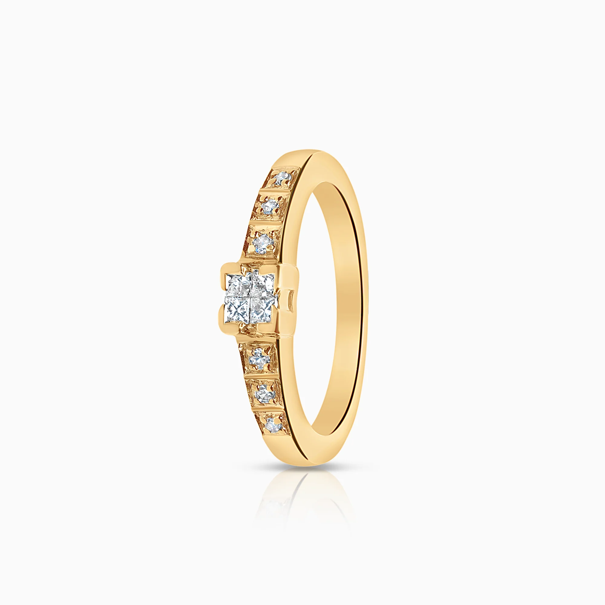 Side-stone ring 0.14ct 18K gold