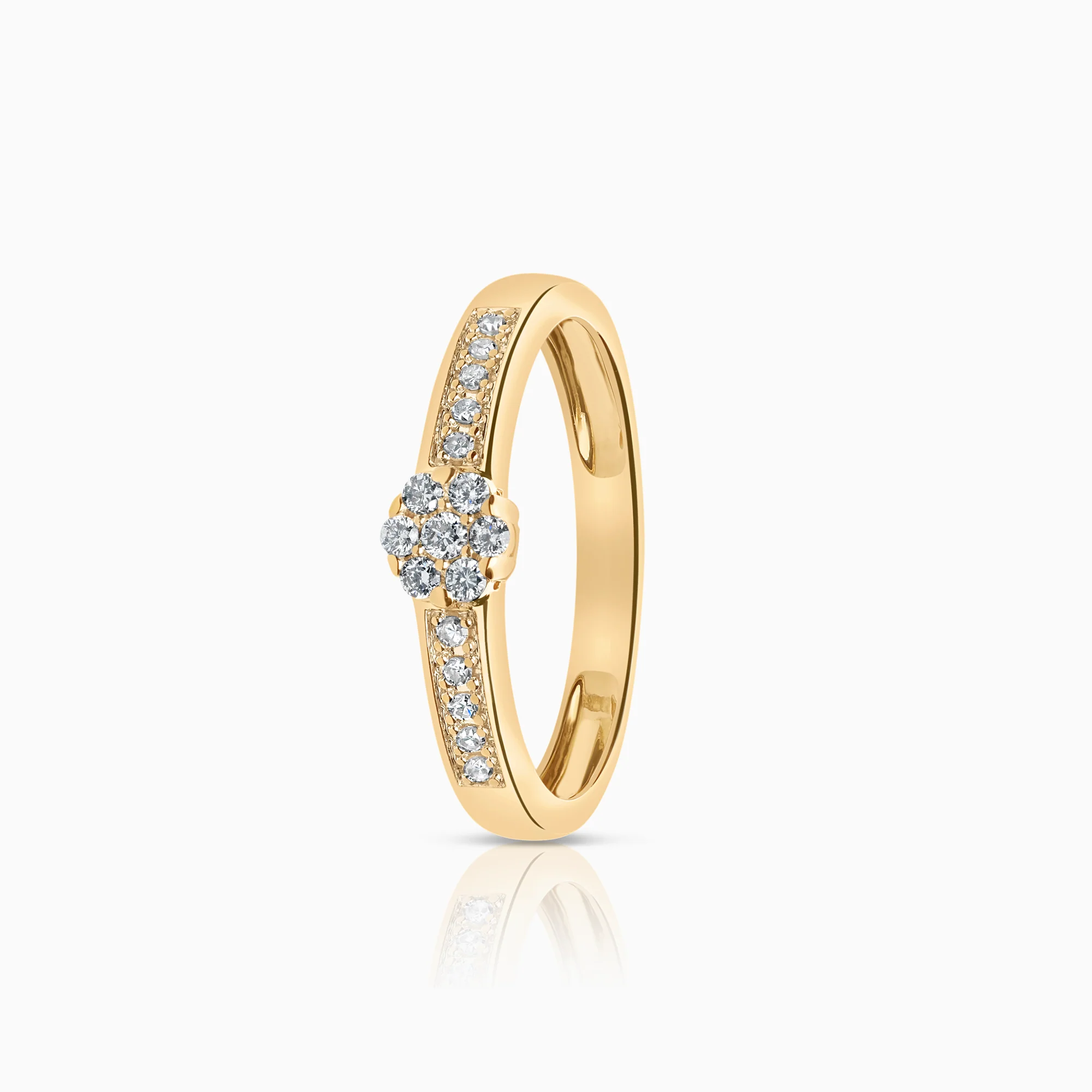 Side-stone ring 0.14ct 18K gold