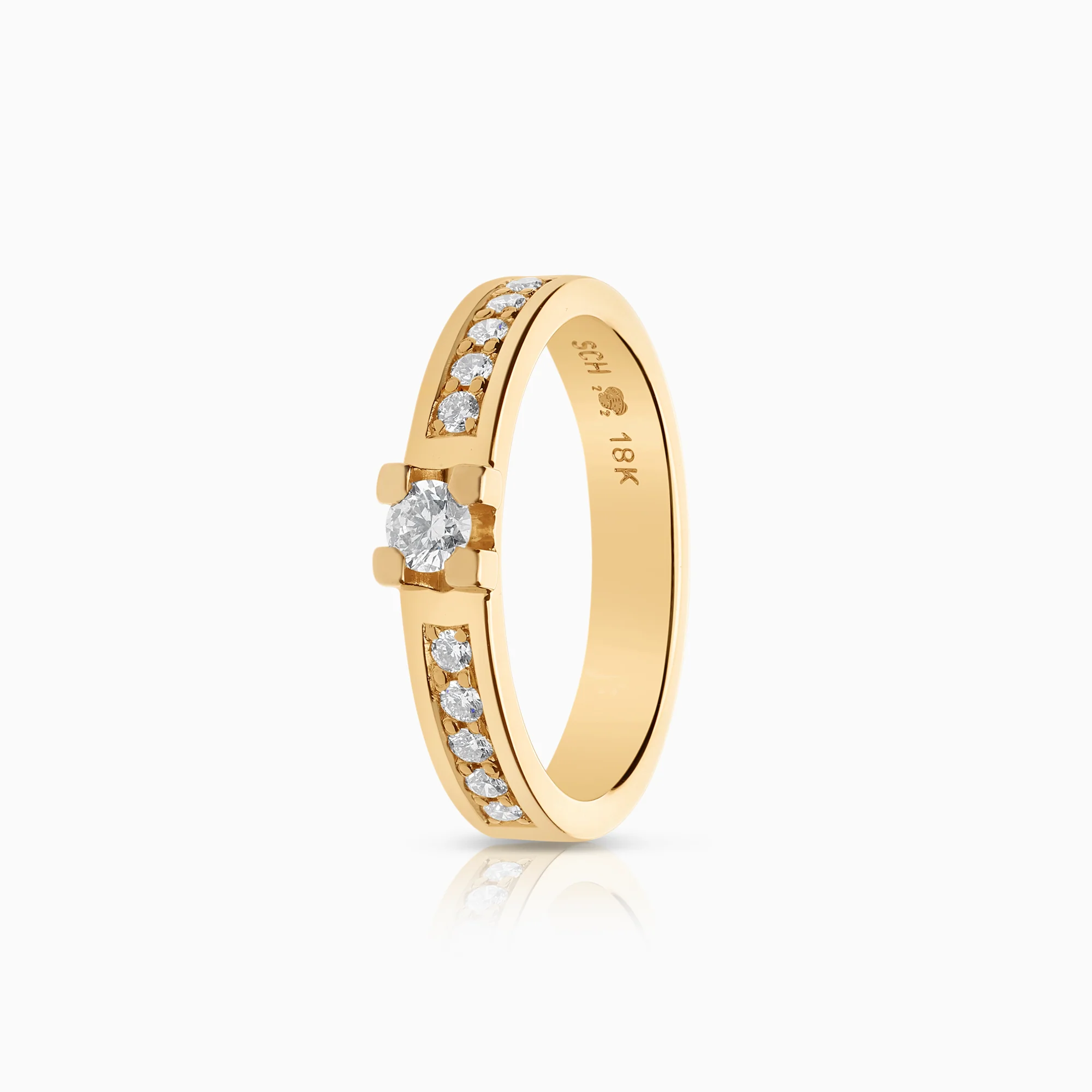 Side-stone ring 0.40ct 18K gold