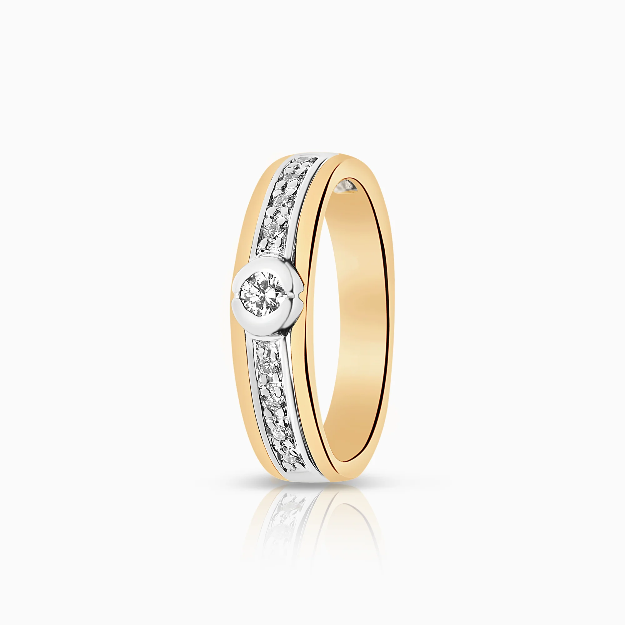 Side stone ring 0.15ct 18K gold