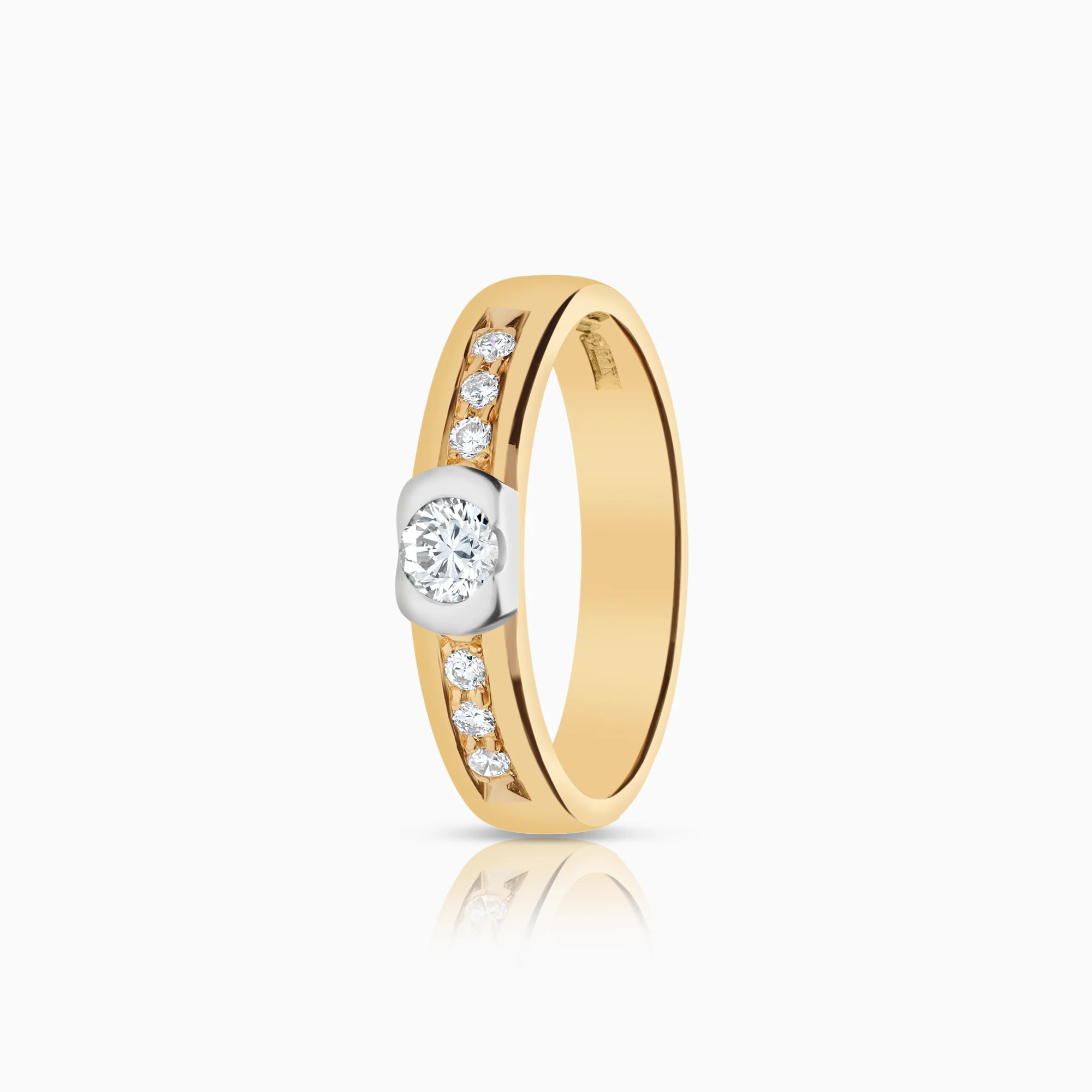 Side-stone ring 0.34ct 18K gold