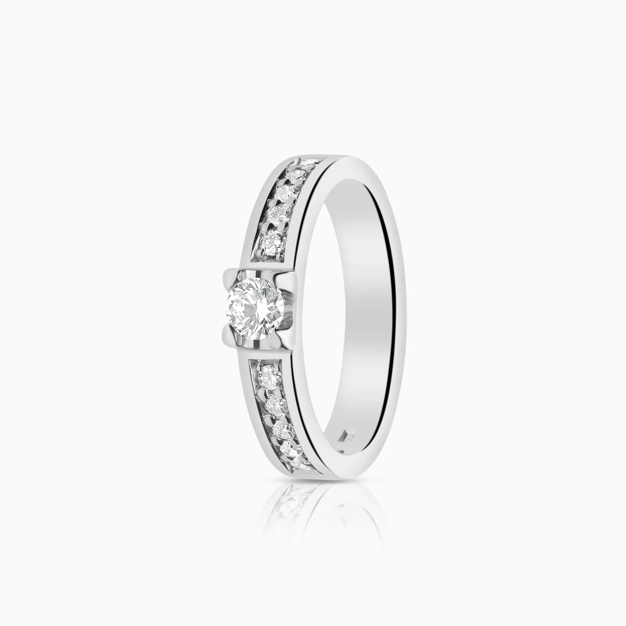 Side stone ring 0.40ct 18K white gold