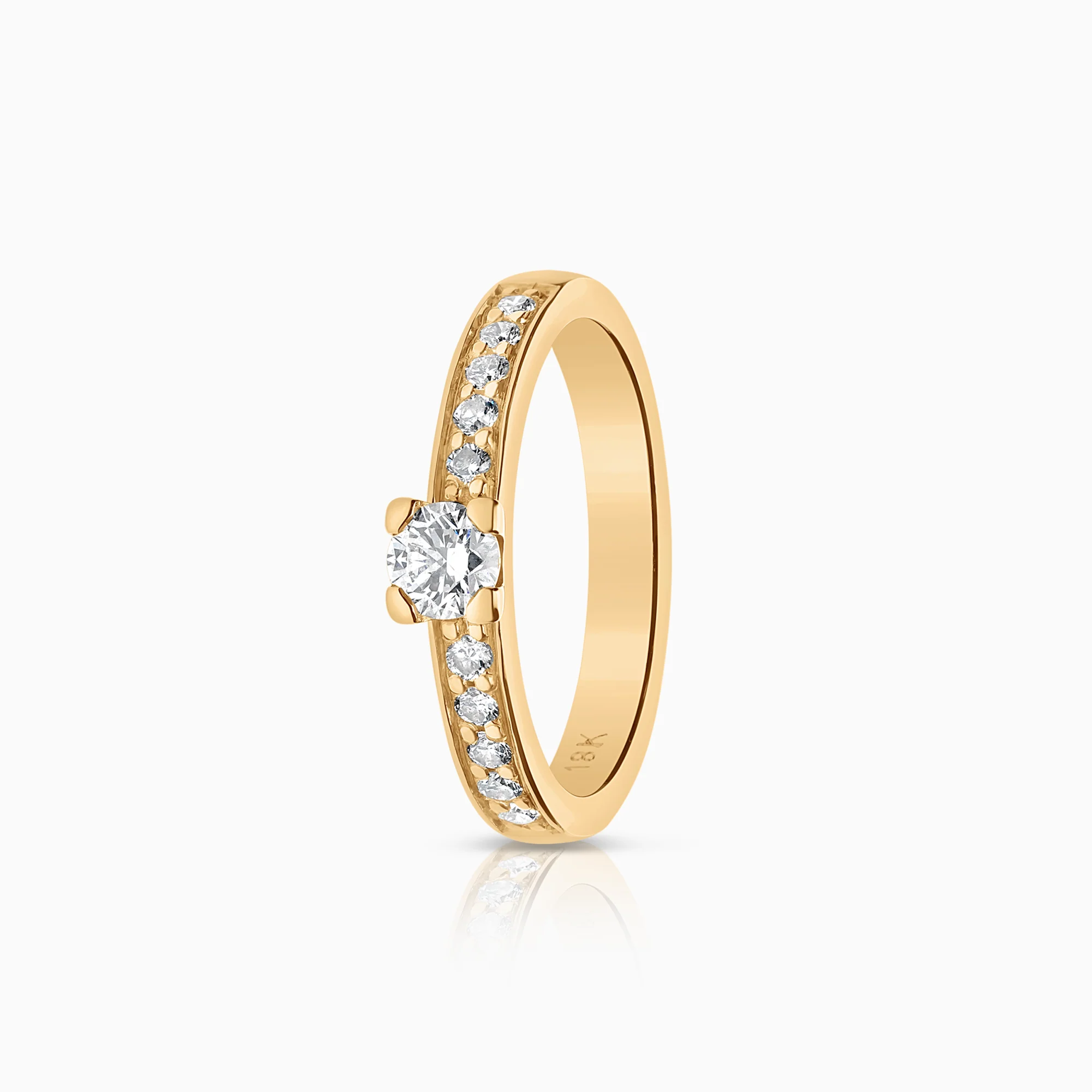 Side stone ring 0.45ct 18K gold