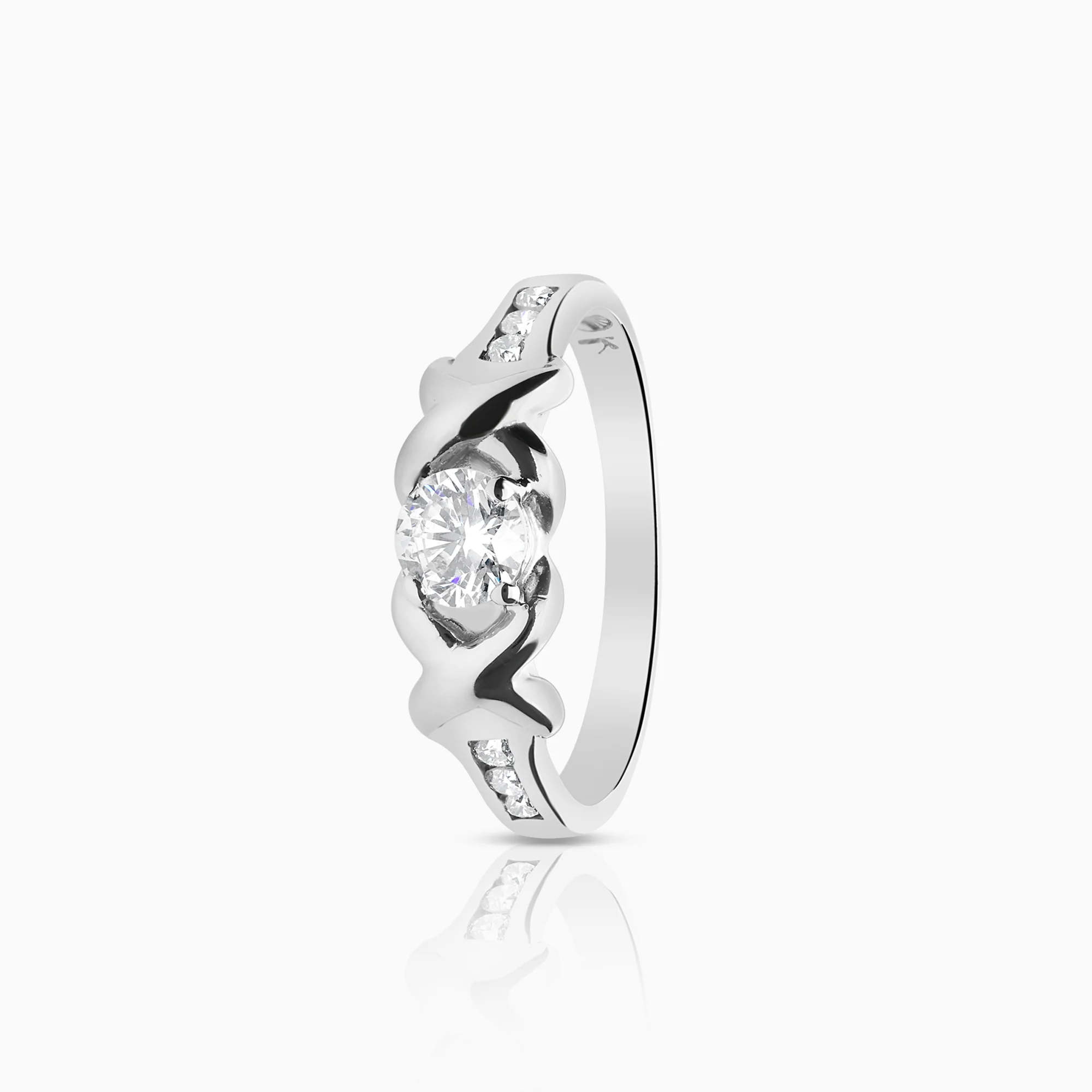 Side stone ring 0.57ct 18K white gold