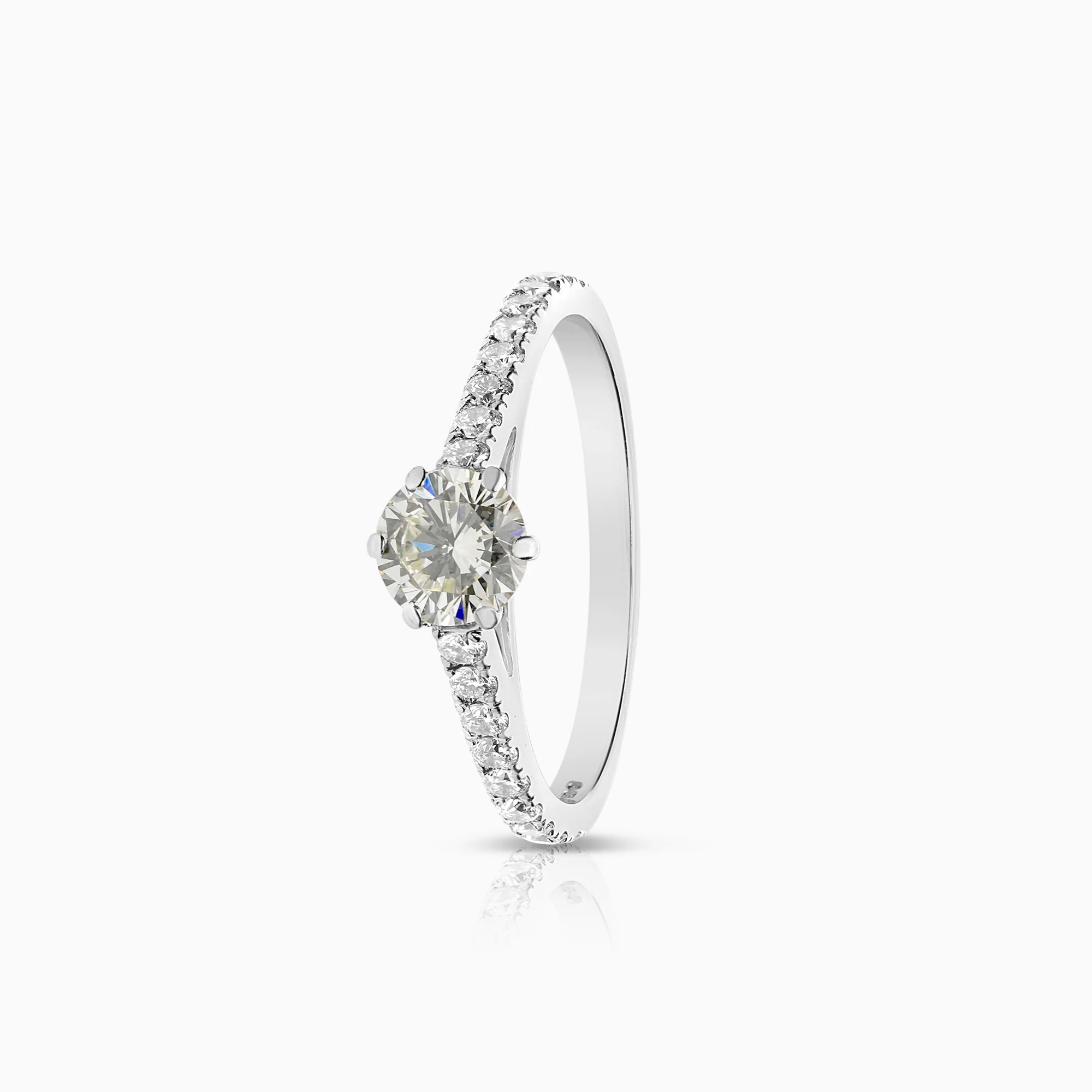 Side stone ring 0.86ct 18K white gold
