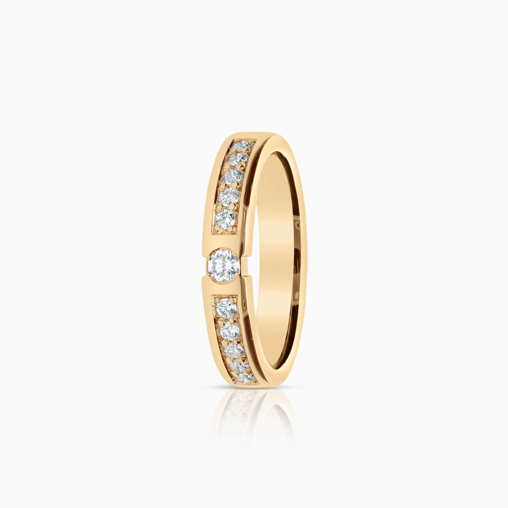 Side stone ring 0.27ct 18K gold