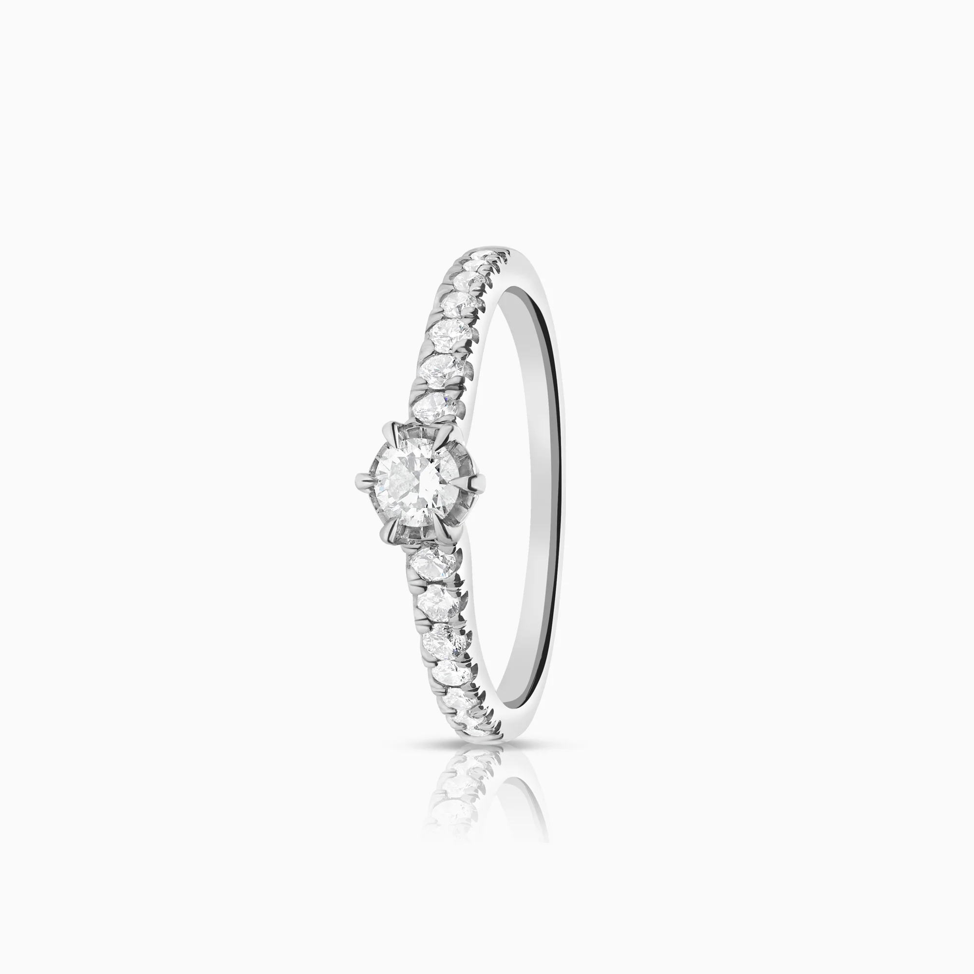 Side stone ring 0.34ct 18K white gold