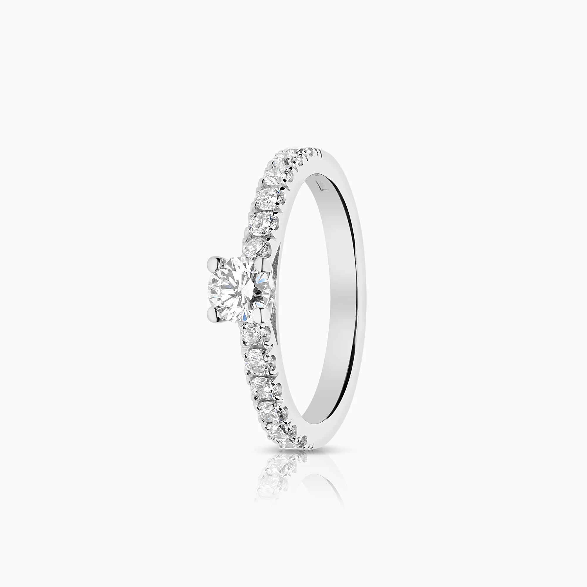 Side stone ring 0.64ct 18K white gold