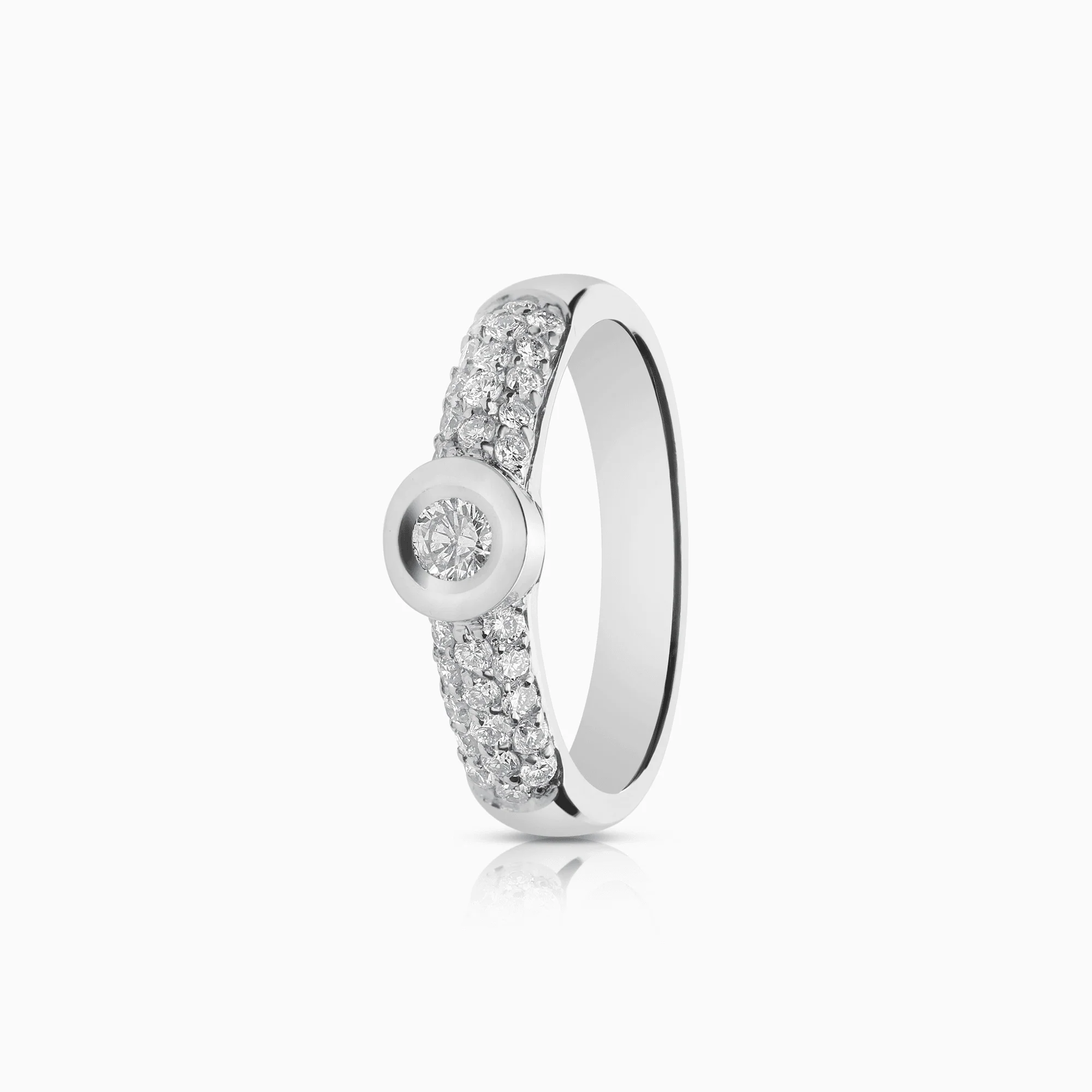 Side stone ring 0.65ct 18K white gold