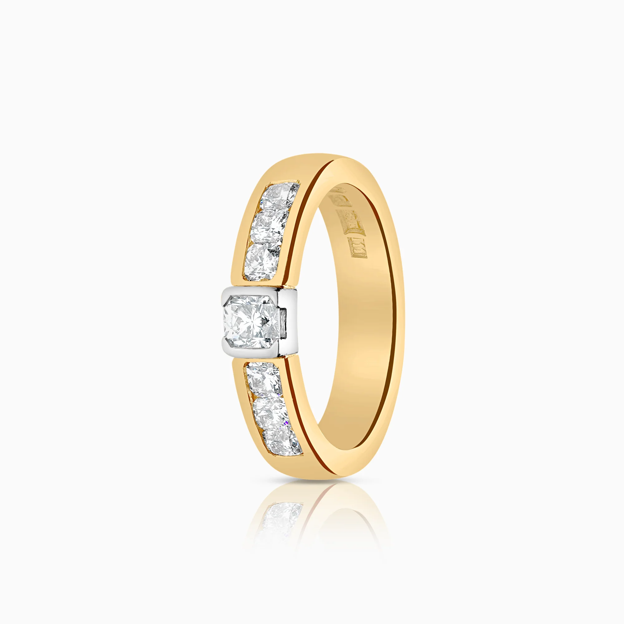 Side stone ring 0.80ct 18K gold