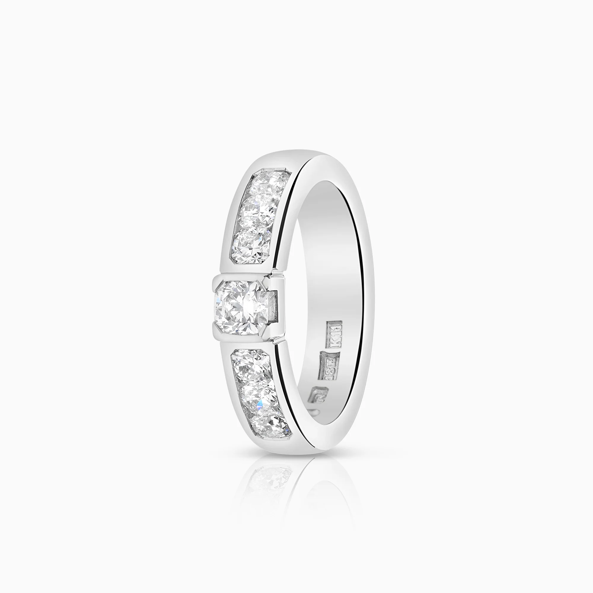Side stone ring 0.92ct 18K white gold