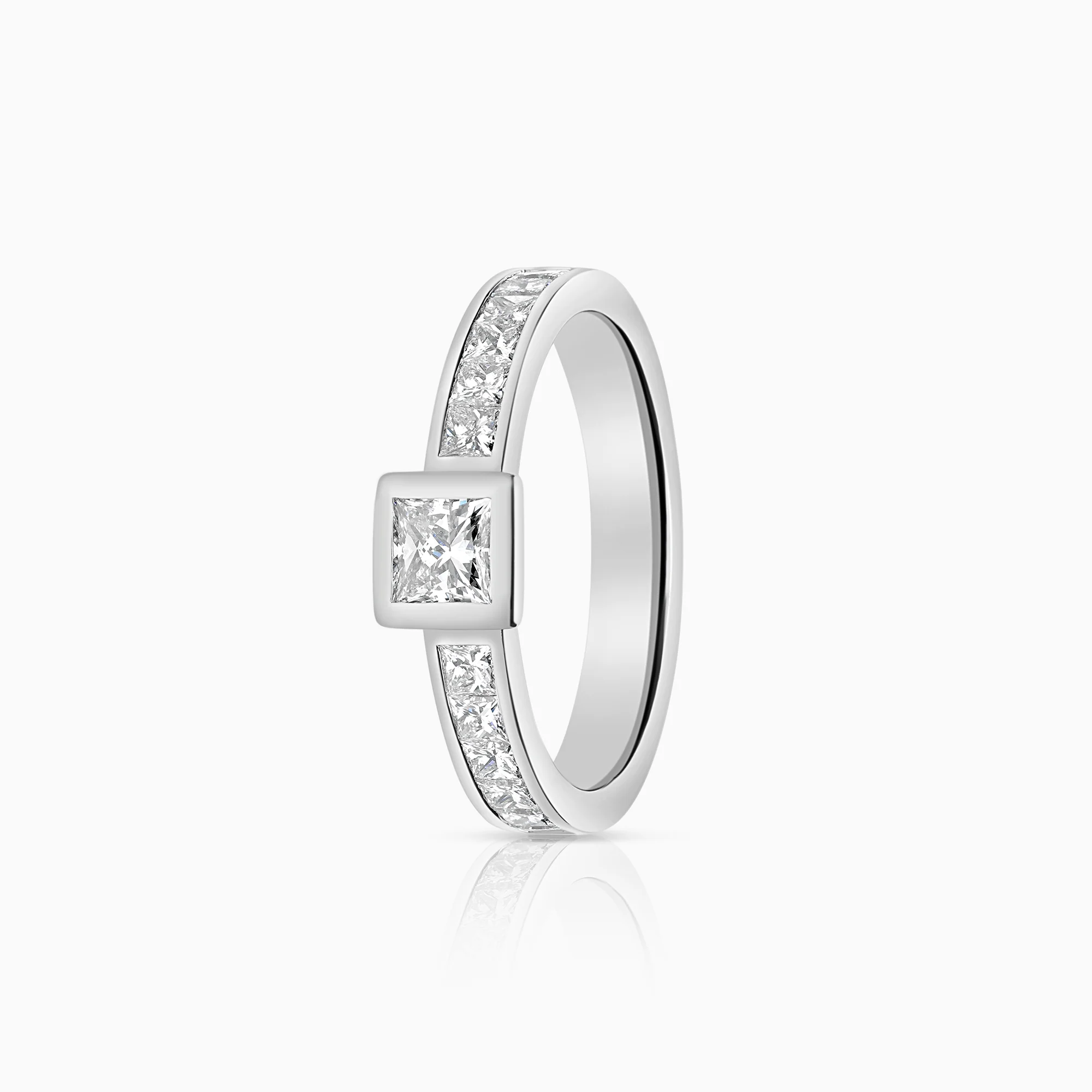 Side stone ring 1.00ct 18K white gold