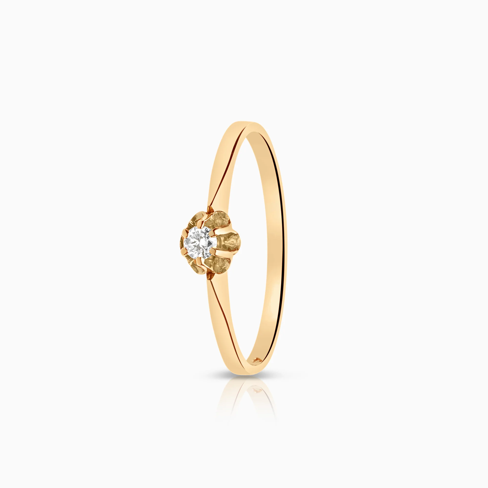 Solitaire diamond ring 0.04ct 14K gold