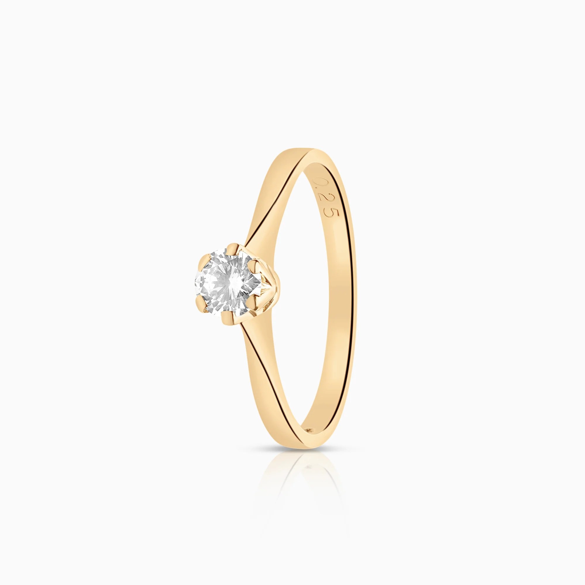 Solitaire diamond ring 0.25ct 18K gold