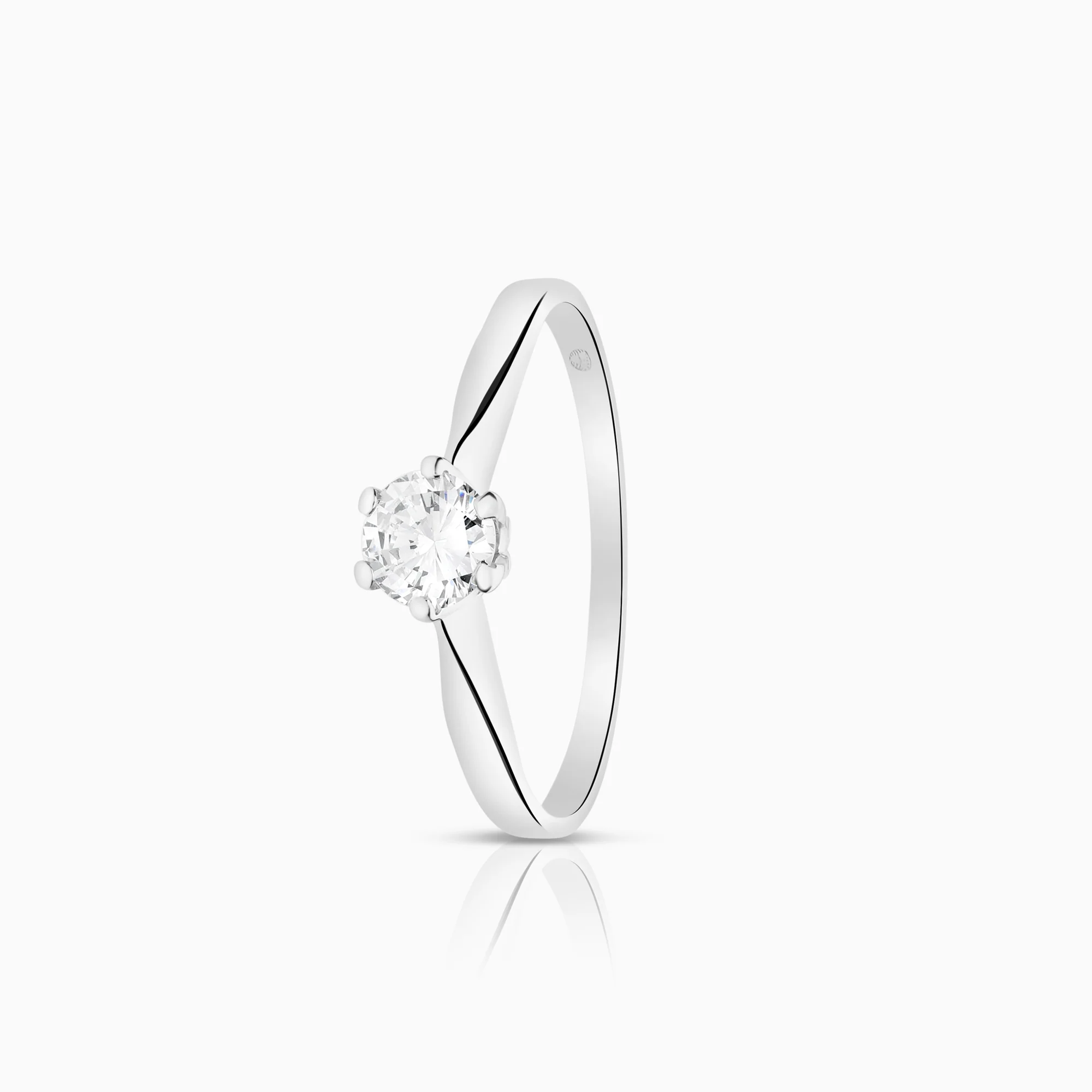 Solitaire ring 0.40ct 18K white gold