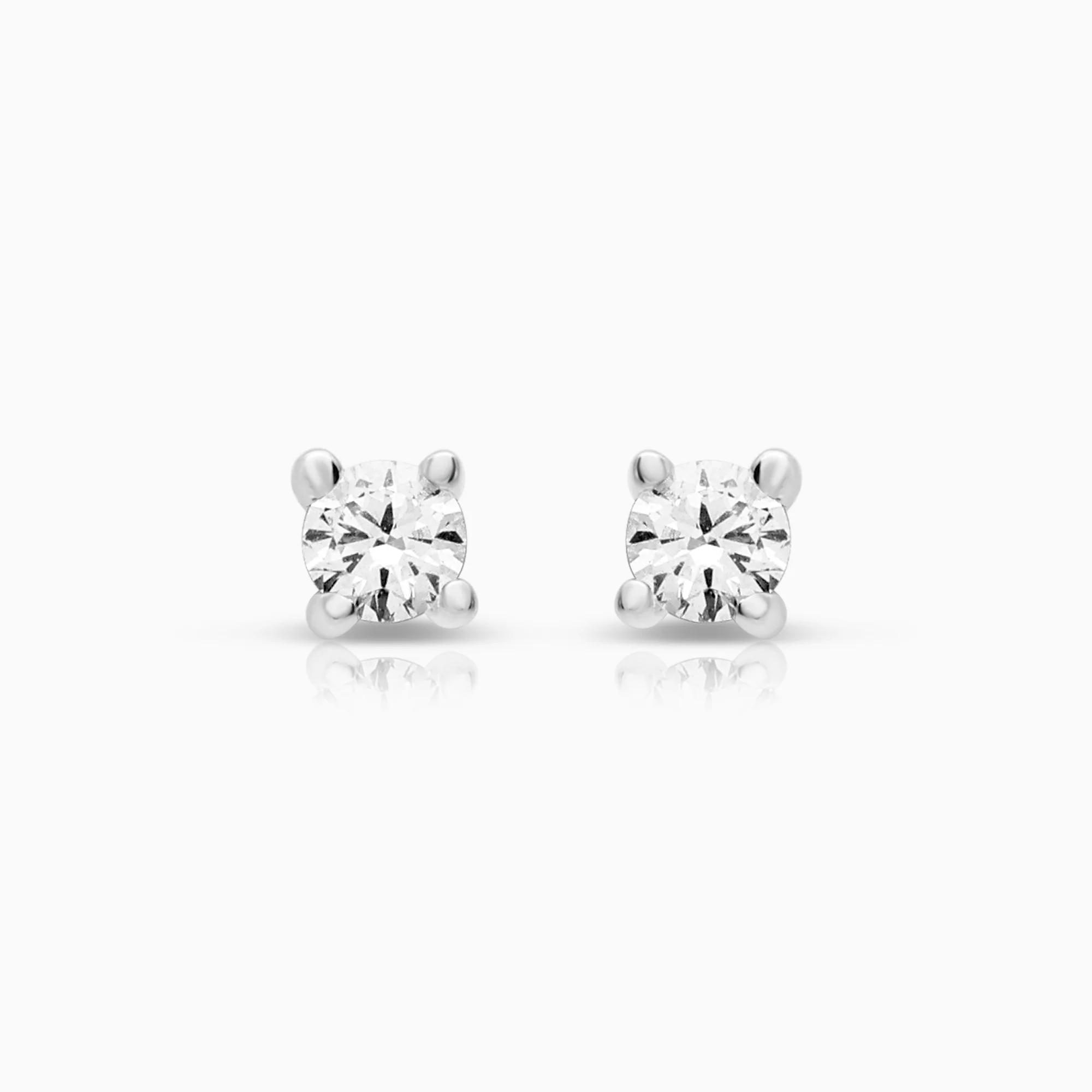 Solitaire earring 0.08ct 18K white gold