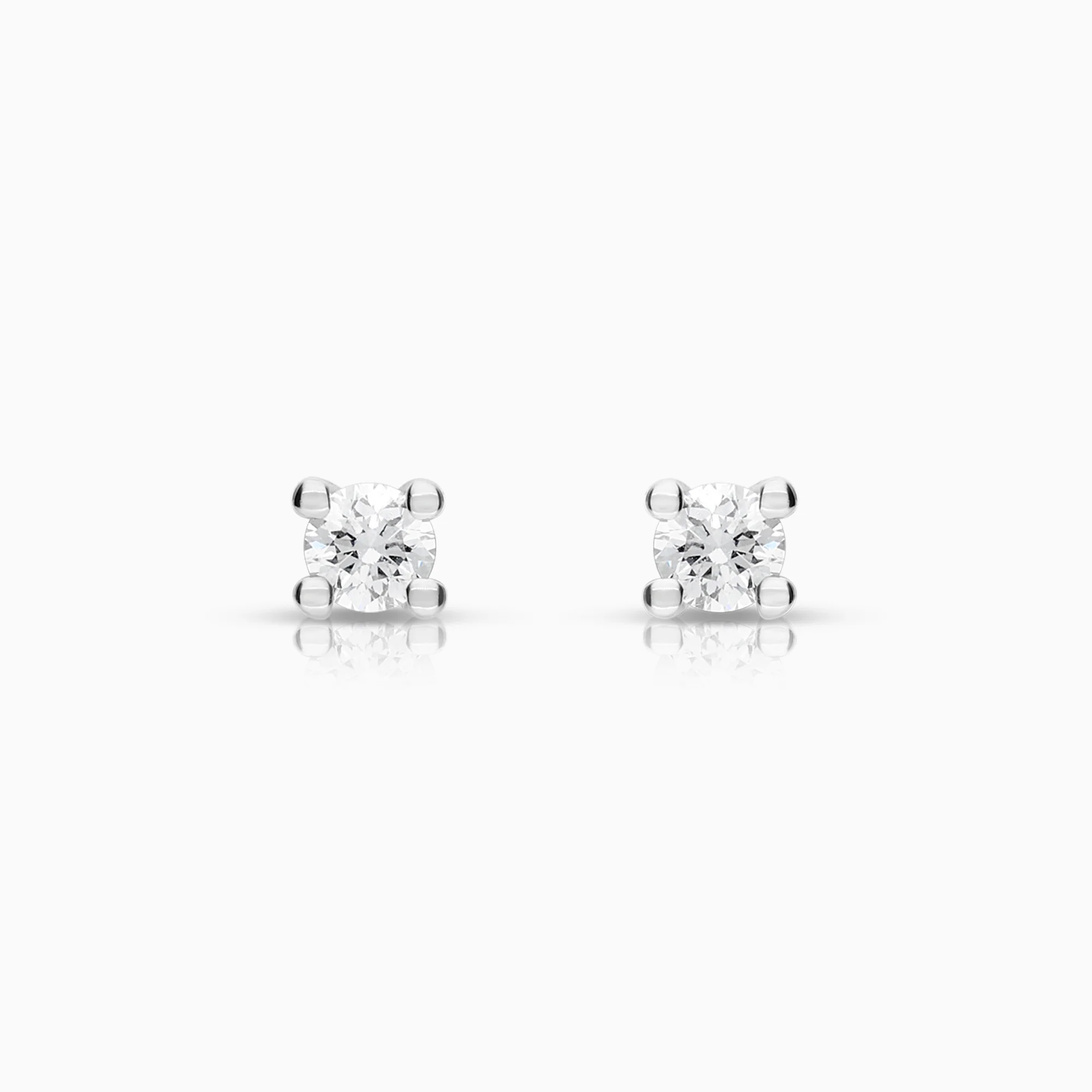 Solitaire earring 0.22ct 18K white gold