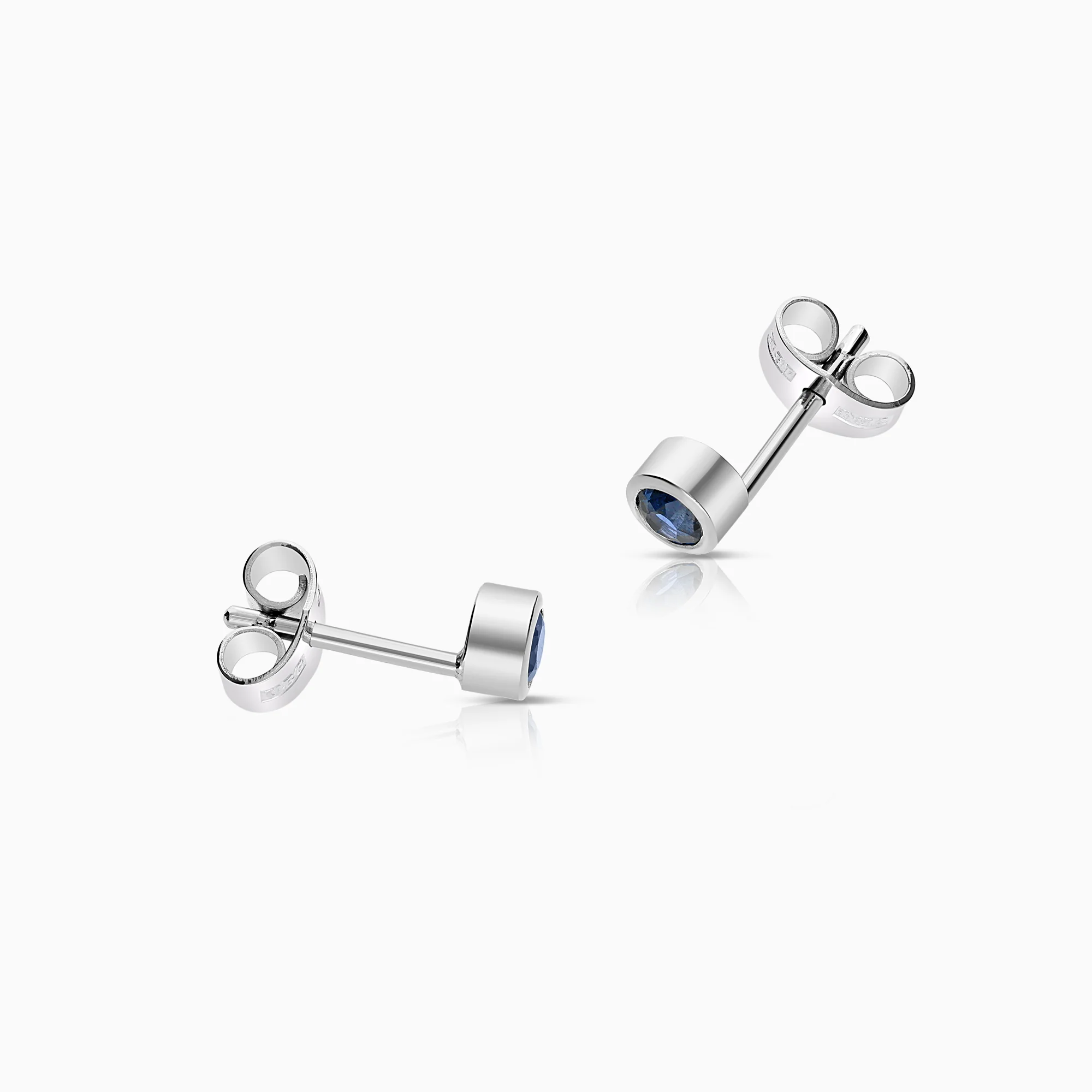 Solitaire earrings with blue sapphires 1.65g 18K white gold - Image 2