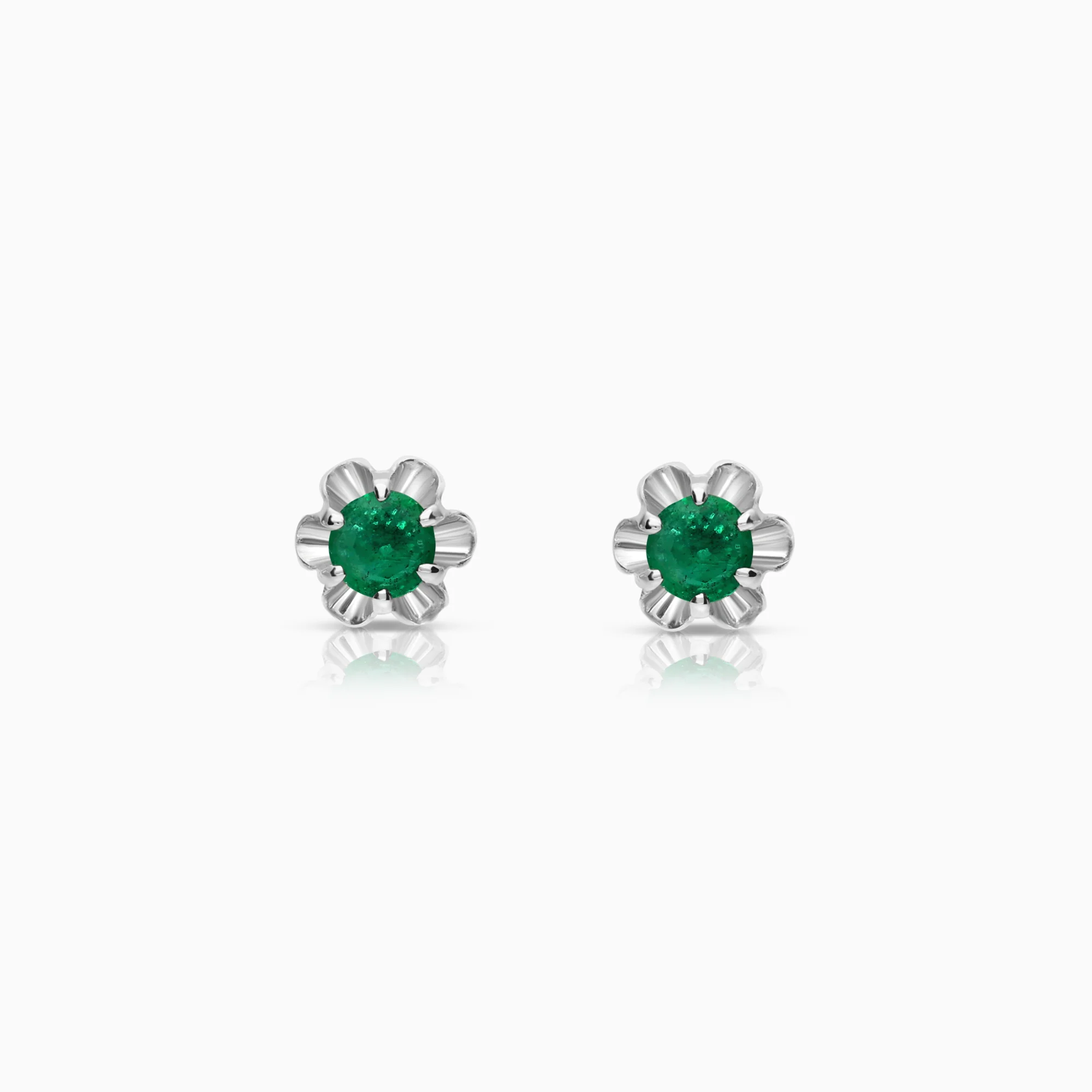 Solitaire earrings with emeralds 1.29g 18K white gold