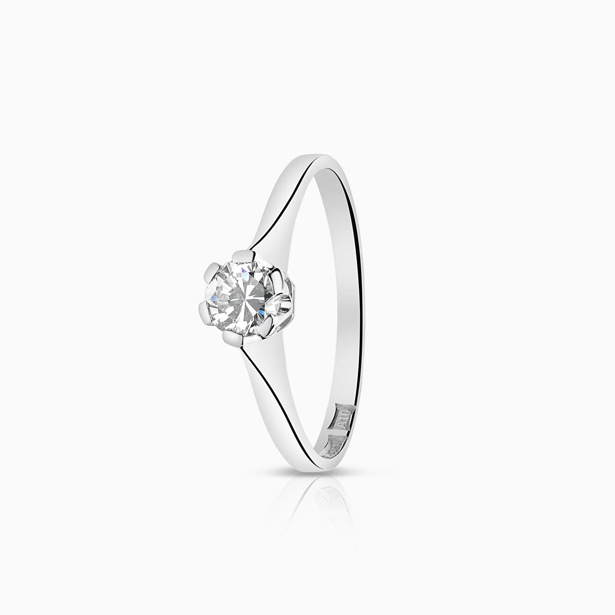 Solitaire ring 0.37ct 18K white gold