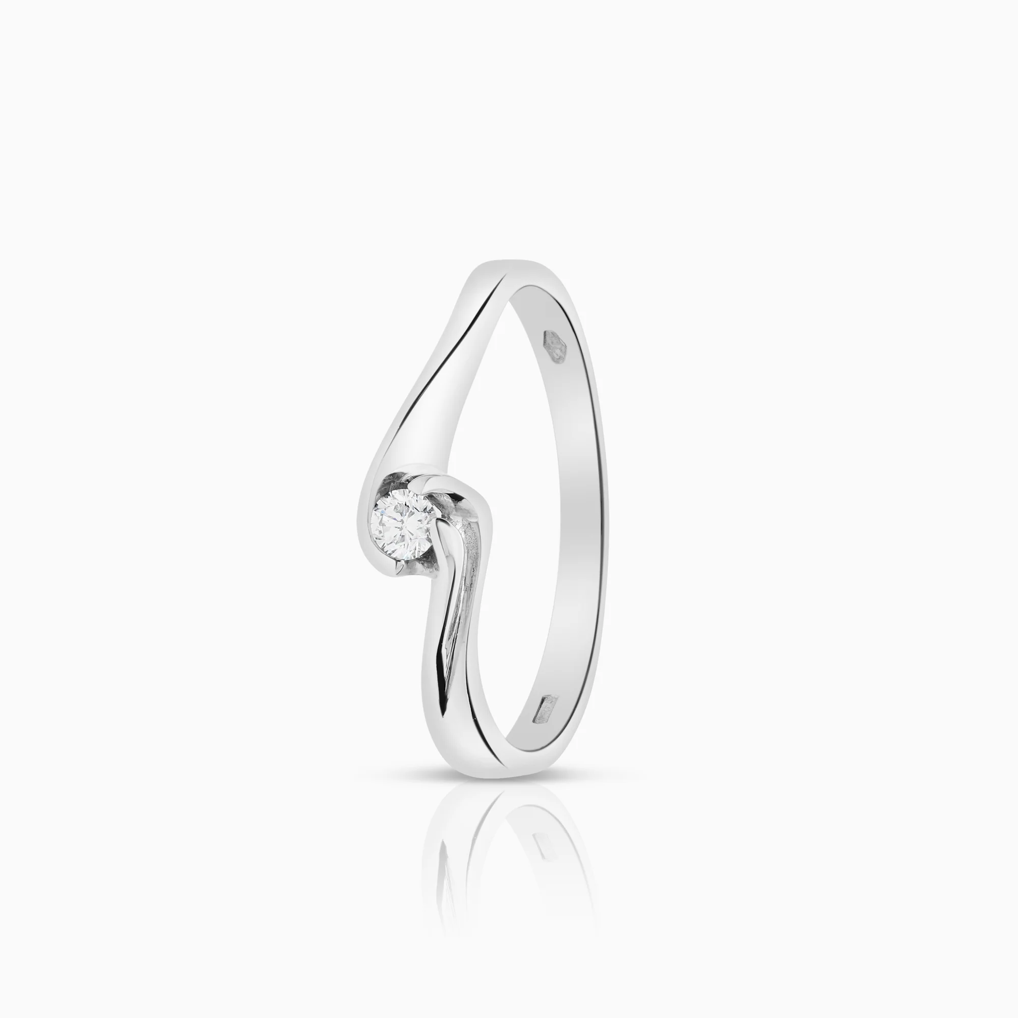 Solitaire ring 0.06ct 18K white gold