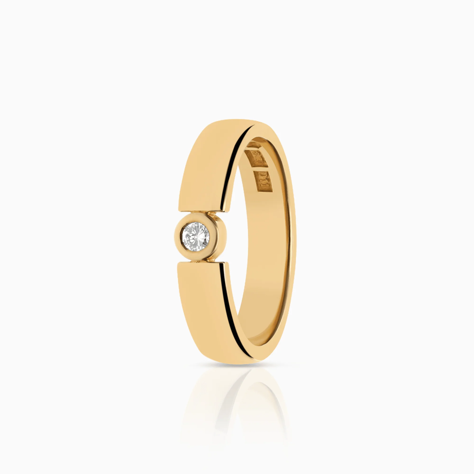 Solitaire ring 0.07ct 18K gold