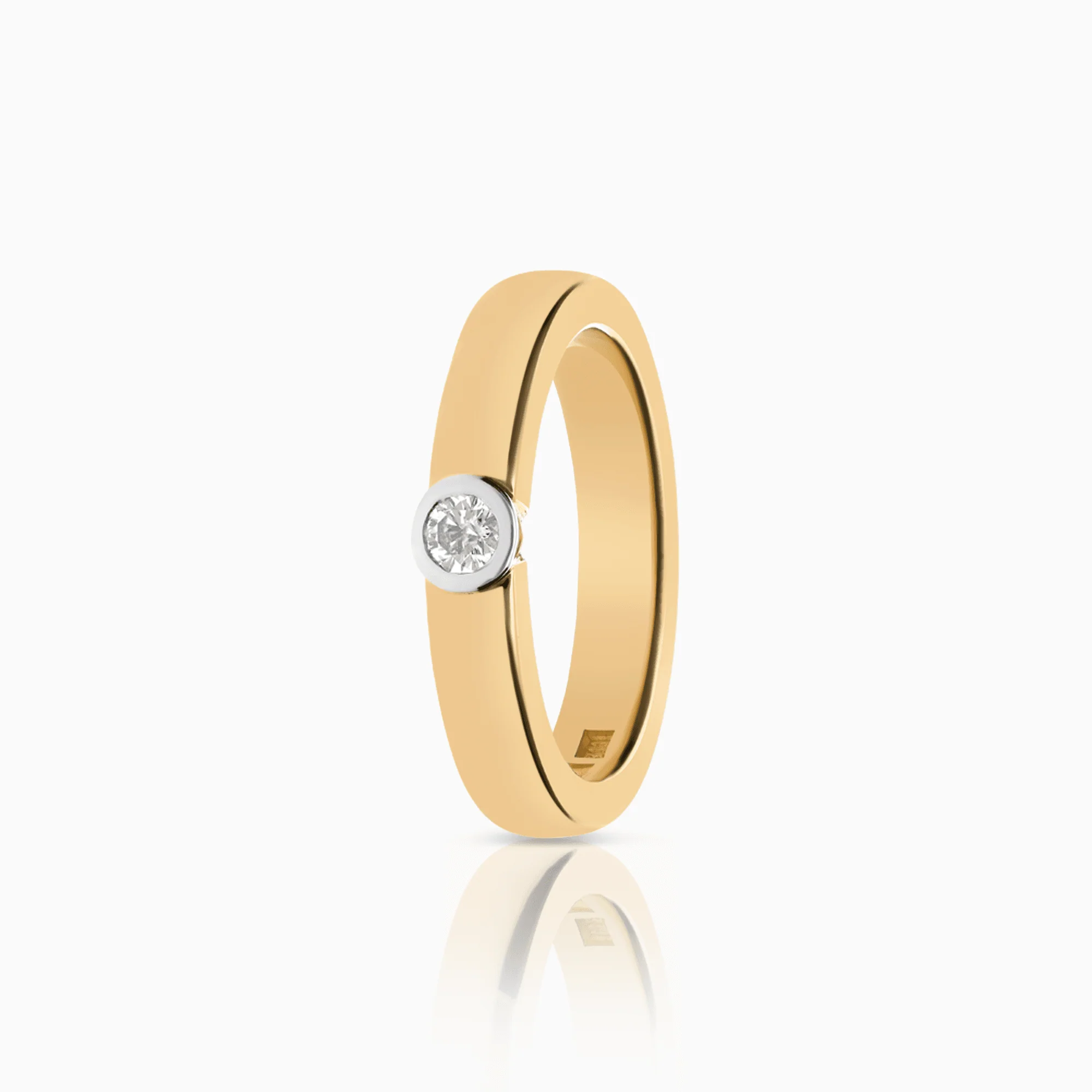 Solitaire ring 0.12ct 18K gold