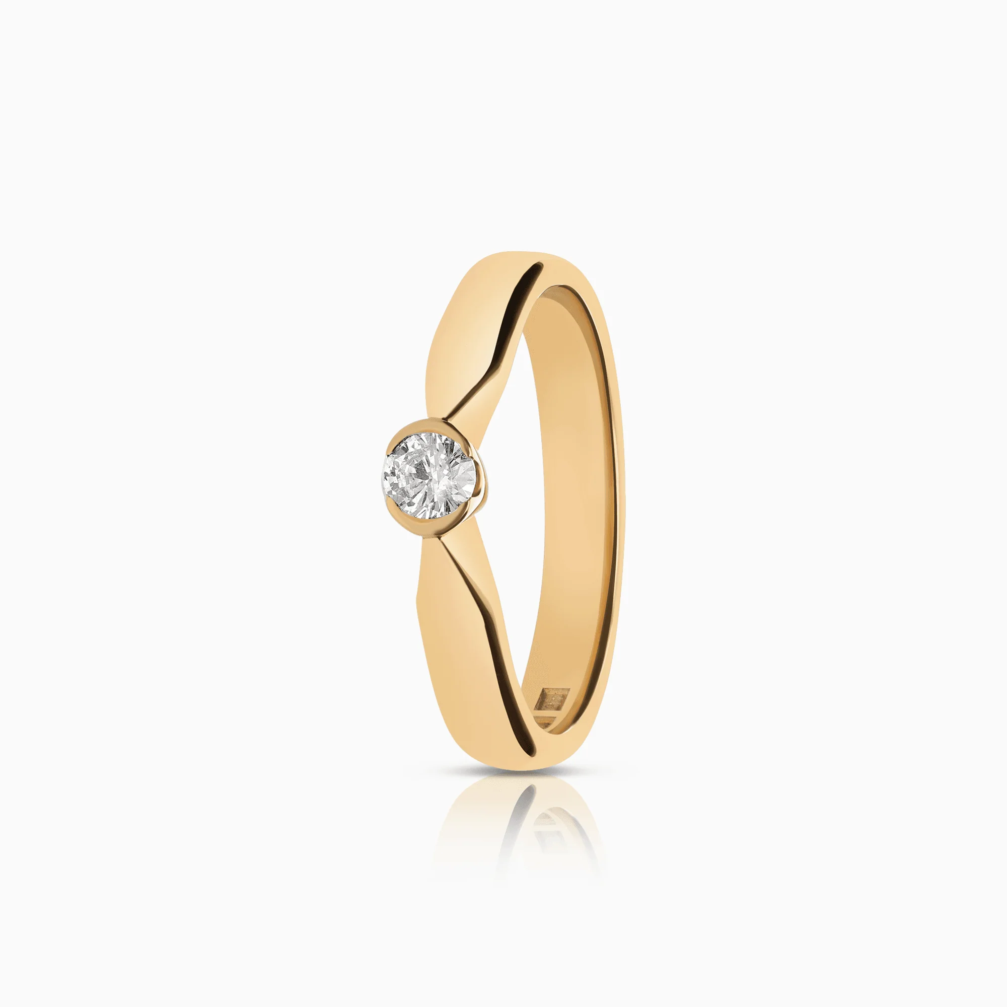 Solitaire ring 0.15ct 18K gold