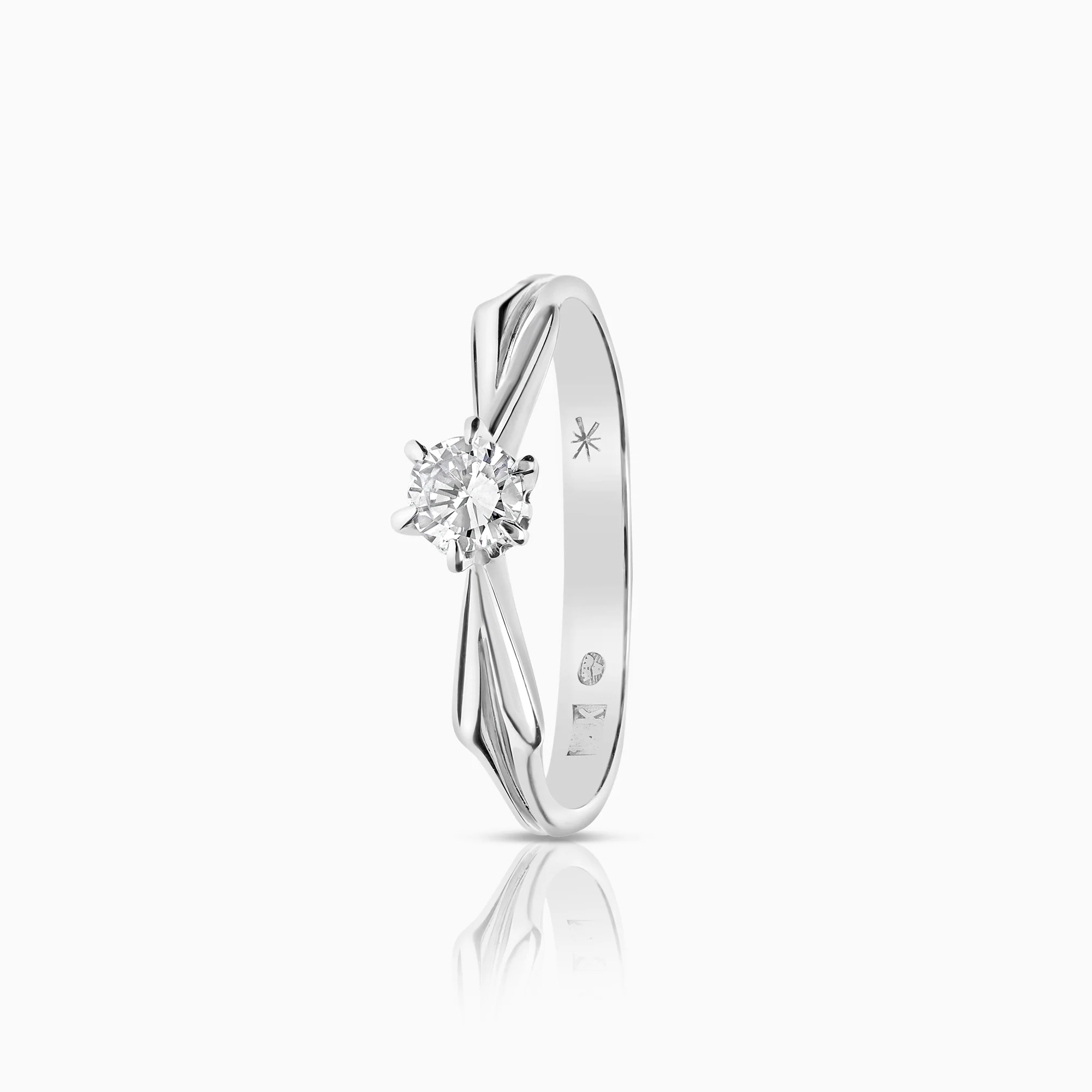 Solitaire ring 0.15ct 18K white gold