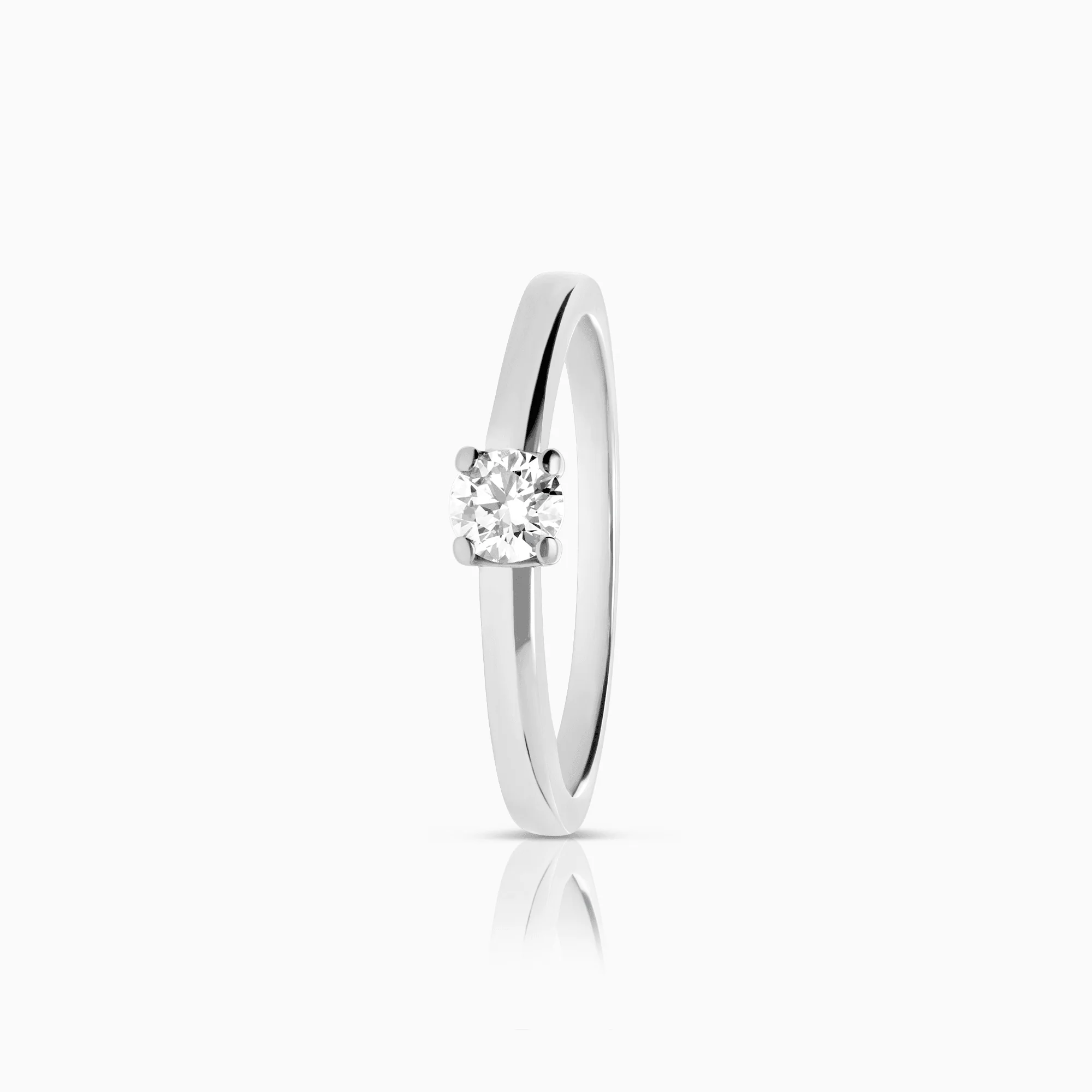 Solitaire ring 0.25 Carat 18K
