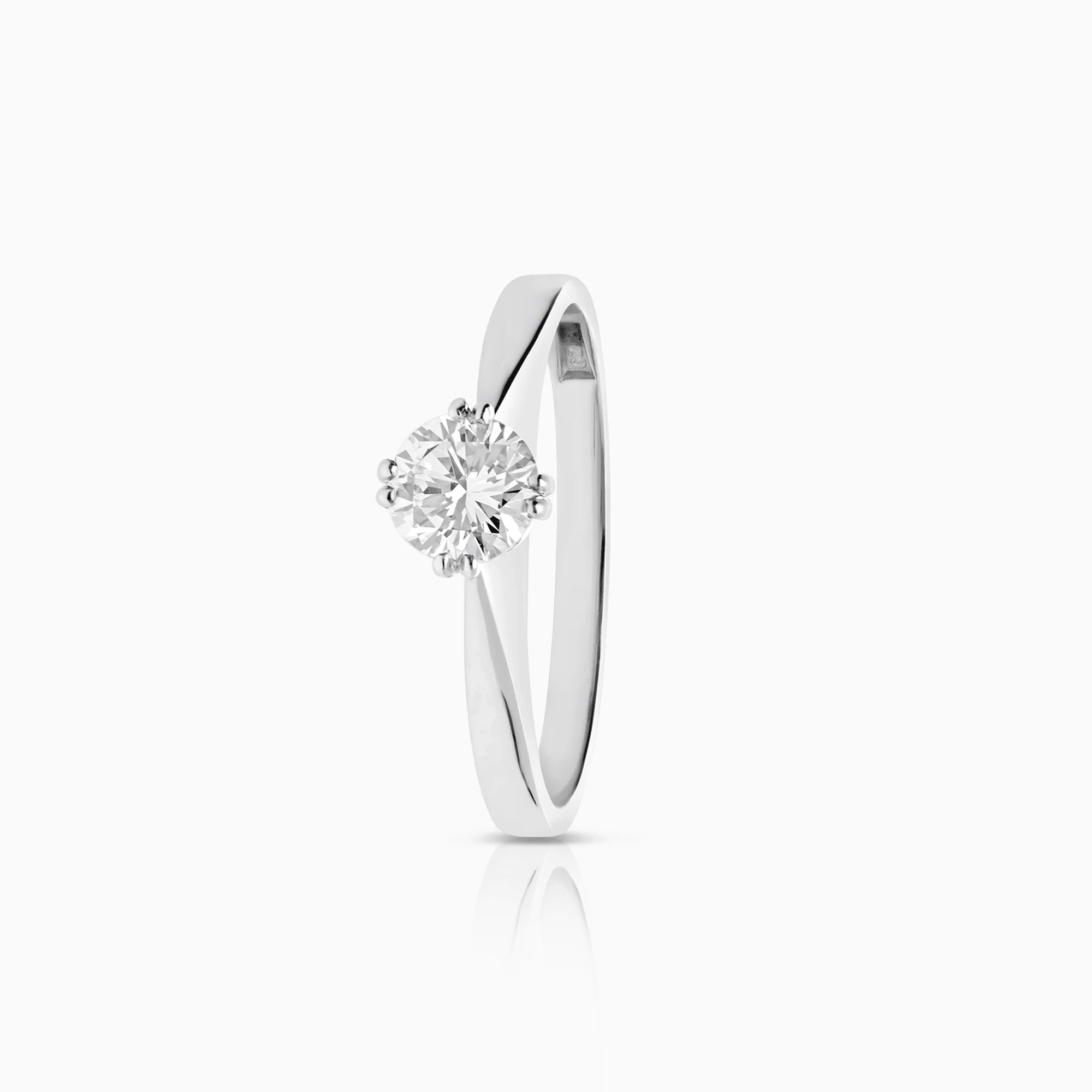 Solitaire ring 0.52ct 18K
