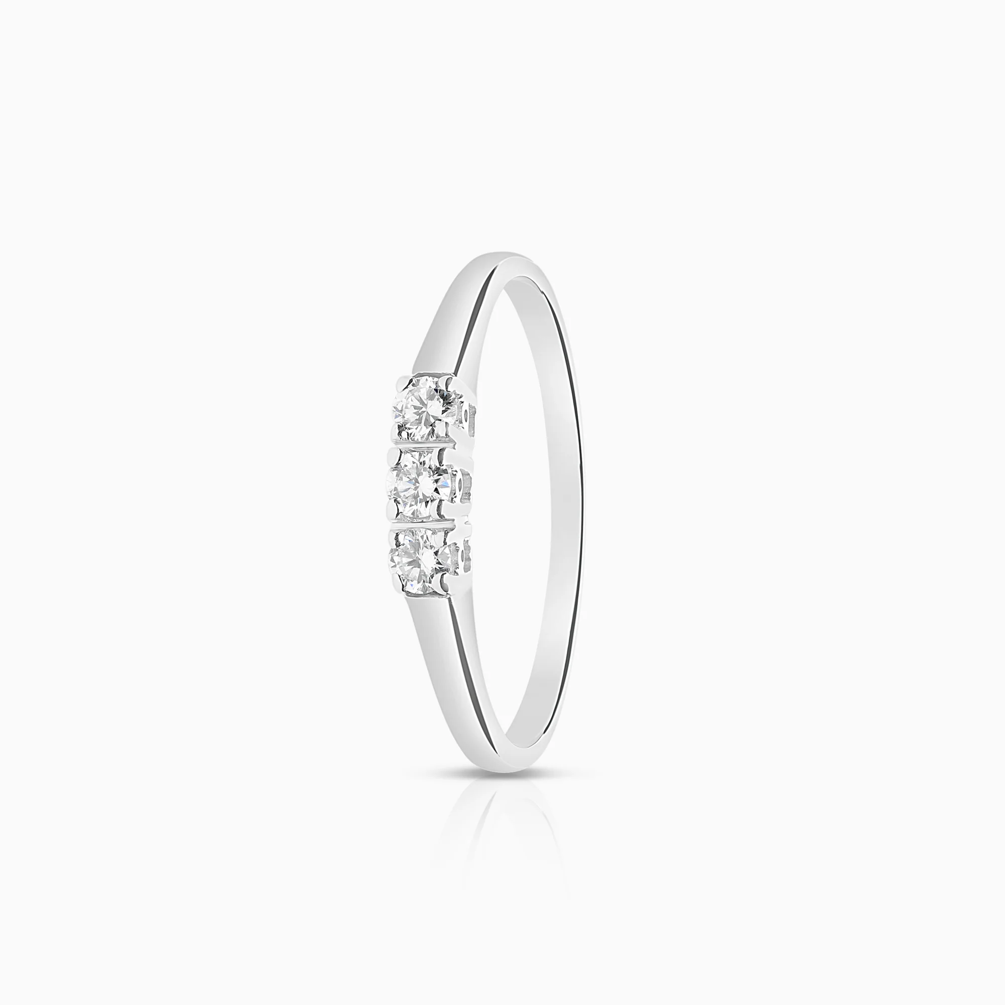 Three-stone ring 0.18ct 18K white gold