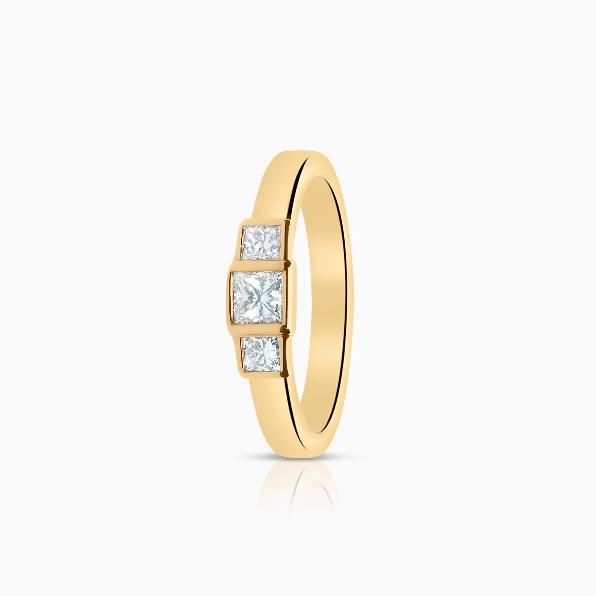 Three-stone ring 0.50ct 18K gold