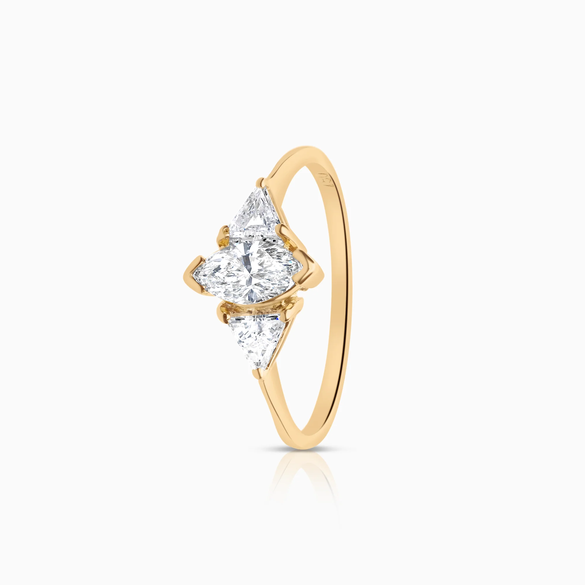 Three-stone ring 0.60ct 18K gold